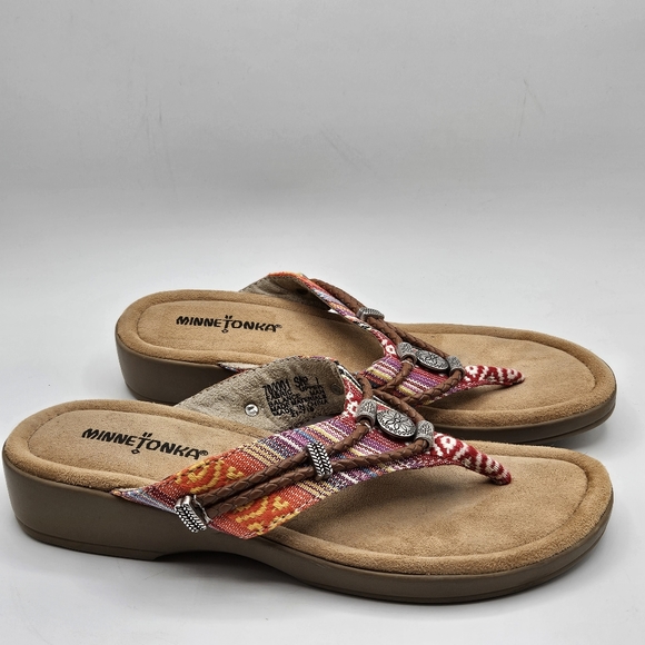 Minnetonka between the toe thong sandals size 7 - Picture 9 of 12